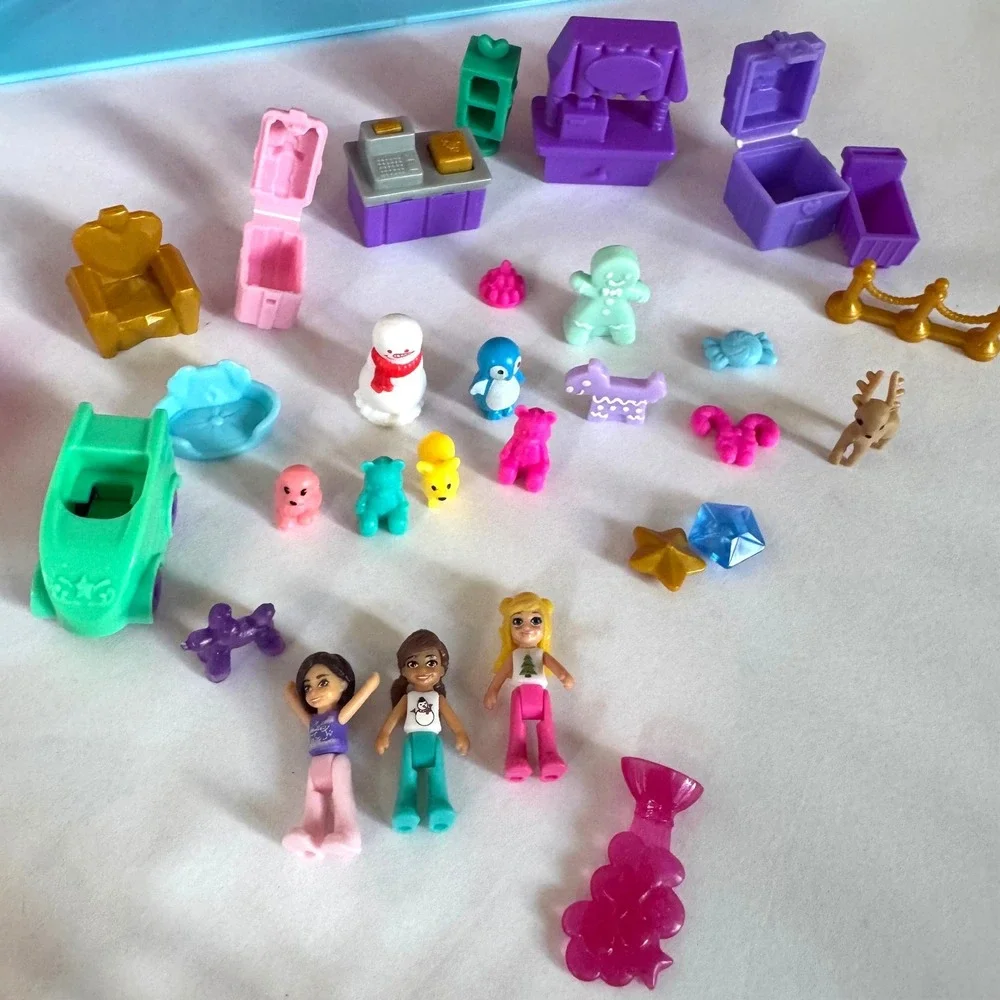 Polly Pocket Christmas Advent Calendar House Playset Dolls Animals 30+ Piece Toy